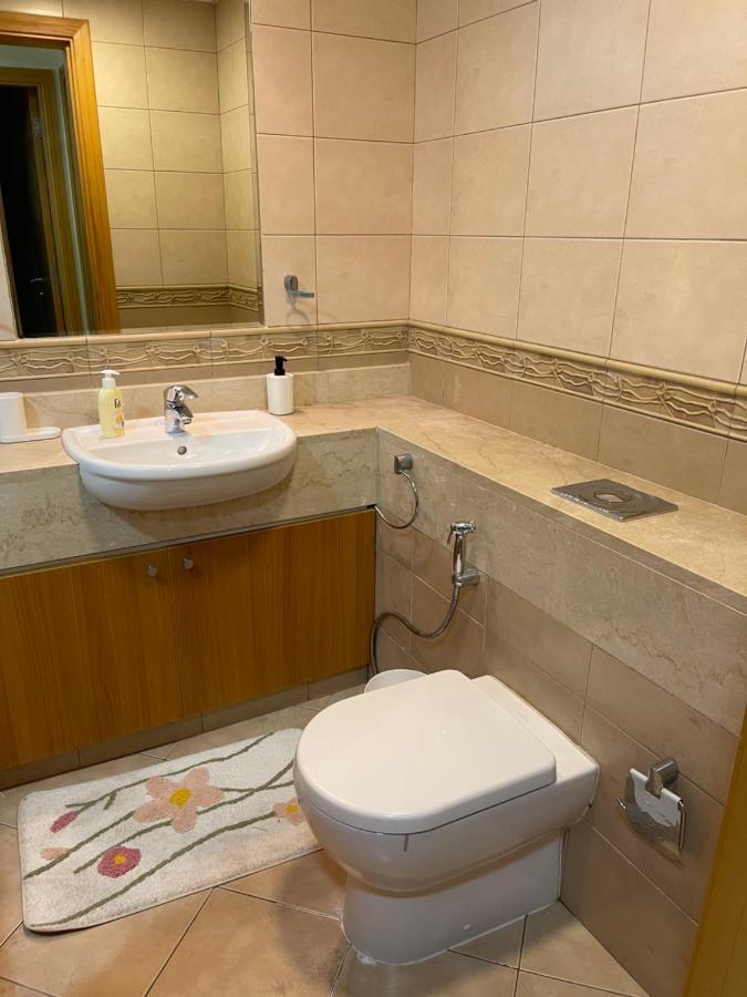 Metro Premium Location Spacious 2 Bedroom Apartment Right Next To The Metro Dubai Exteriör bild